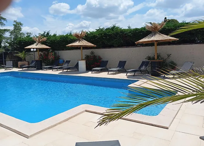 Logis Hotel Acotel