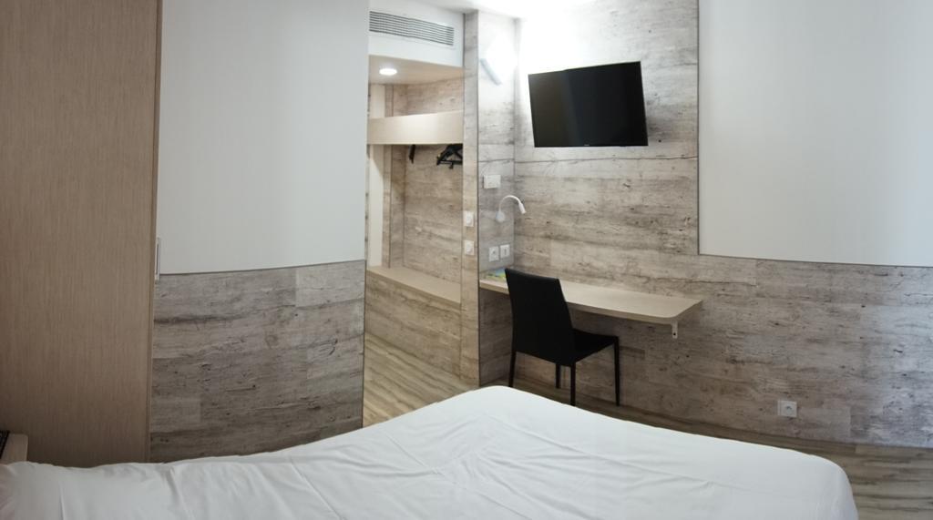 Hotel Logis Acotel Le Pontet (Vaucluse)