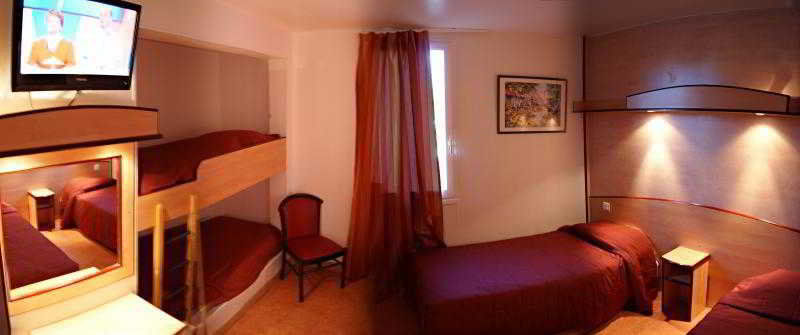 Hotel Logis Acotel 3*